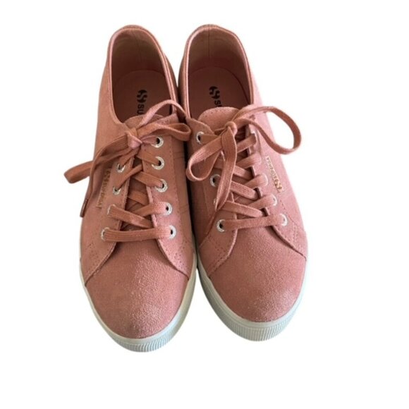Superga Suede Platform Sneaker 7.5 - Picture 2 of 8